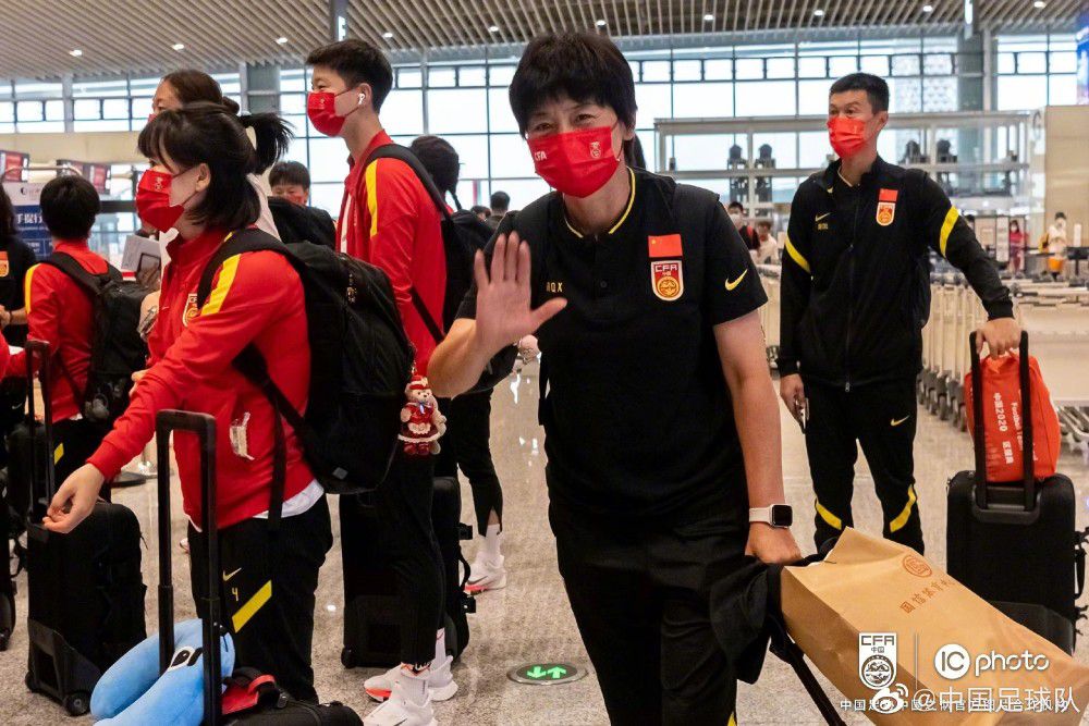 大不了我们一起上，先把他干掉。